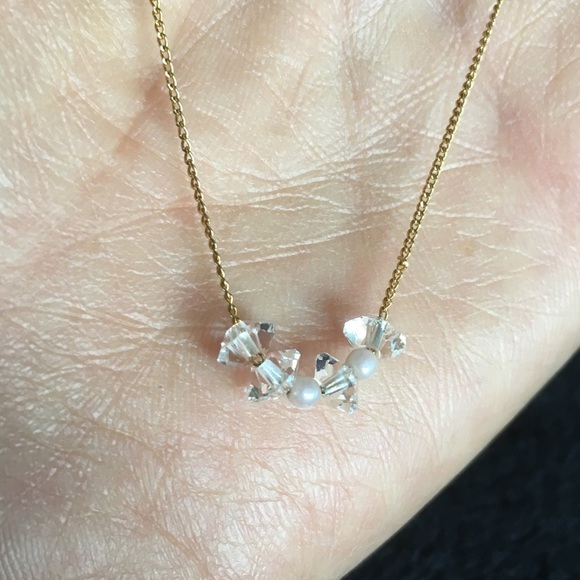 Two Delicate and Dainty Vintage Gold Tone Necklaces - Picture 3 of 16